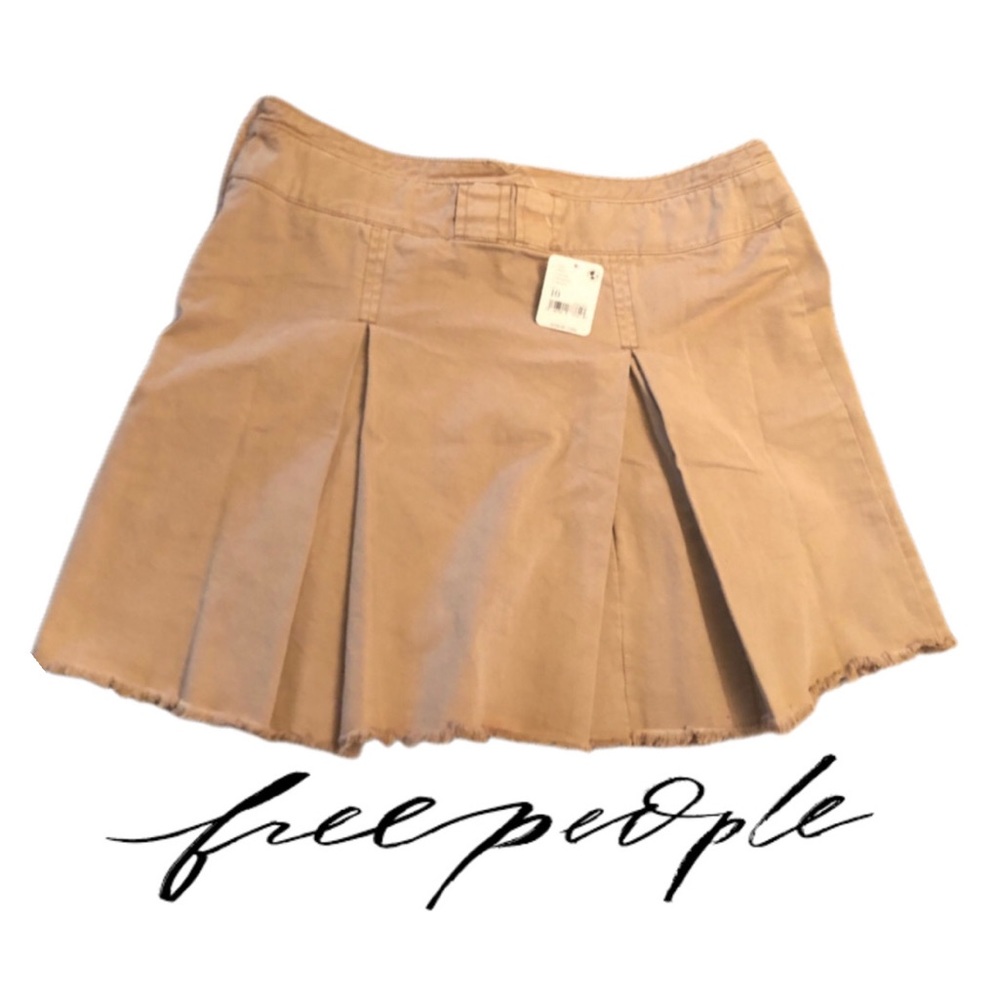 FREE PEOPLE • NWT! Pleated Khaki Mini Skirt